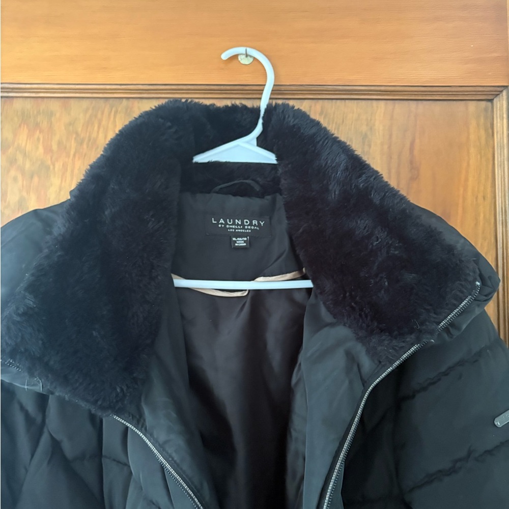 Laundry By Shelli Segal Women's Black Puffer Coat - Picture 4 of 5